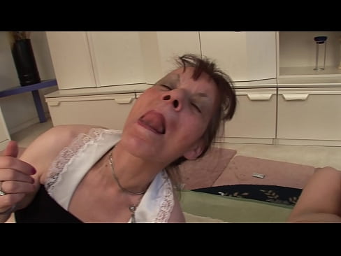 ❤️ Du avinoj kaj unu avo havas triopon ❤️ Rusia porno ĉe eo.myteporn.ru